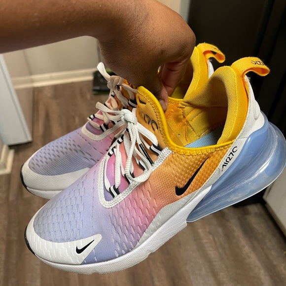 Nike Shoes - Nike air max 270’s
